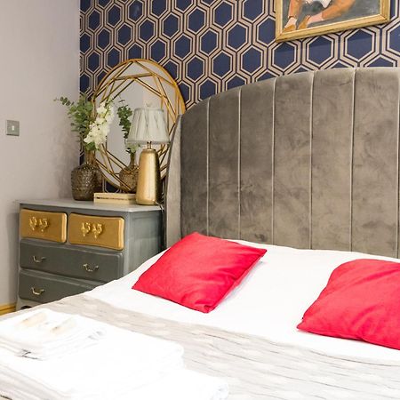 Flat In London Apartment Bagian luar foto